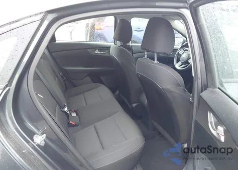 2019 Kia Forte Fe из США, поврежденный, VIN 3KPF24AD6KE087975